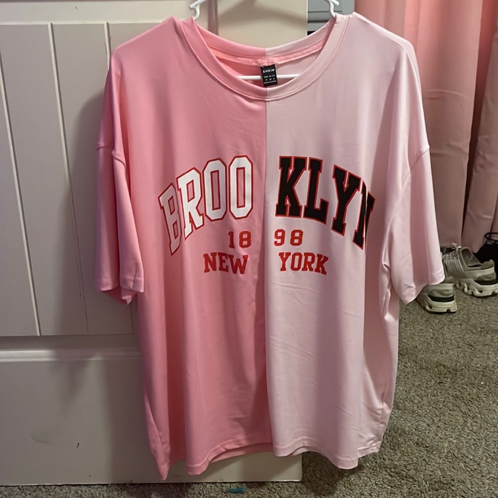 pink shirt